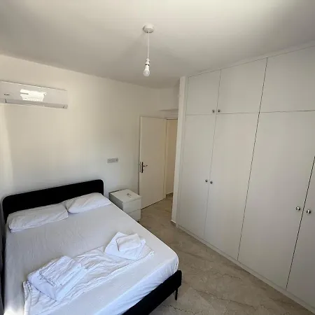 Modern Flat In F2