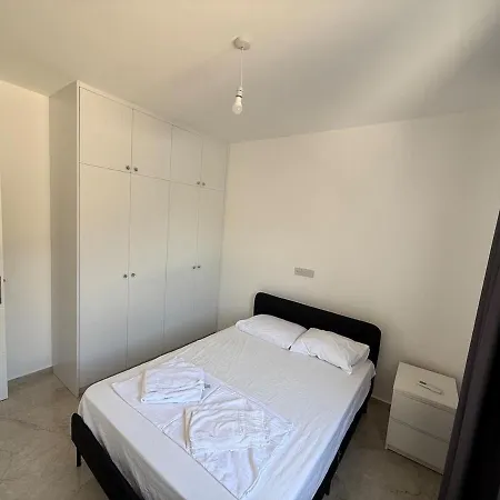 Modern Flat In F2 Никосия